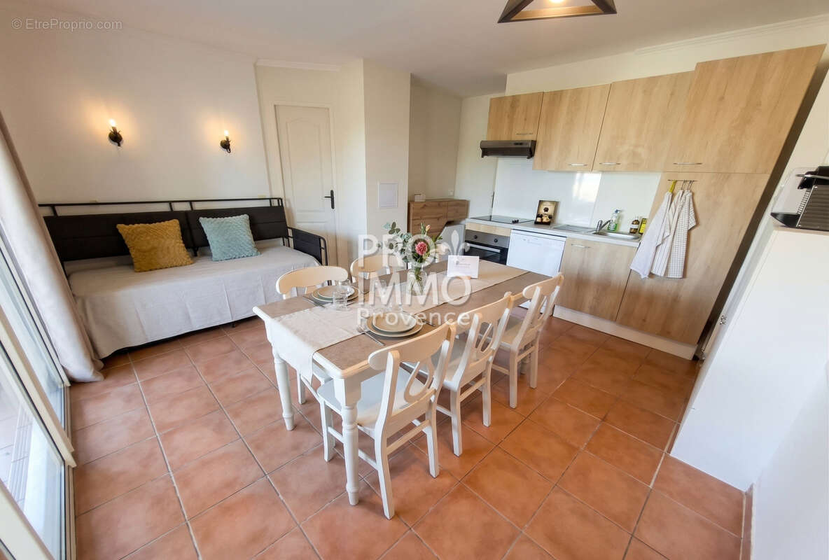 Appartement à MALLEMORT