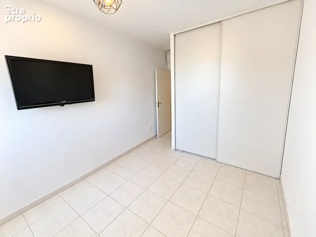 Exclusivité   ajaccio, route des sanguinaires f4 de 100 m2 traversant avec vue mer   terrasse   garage   dpe b - photo 20