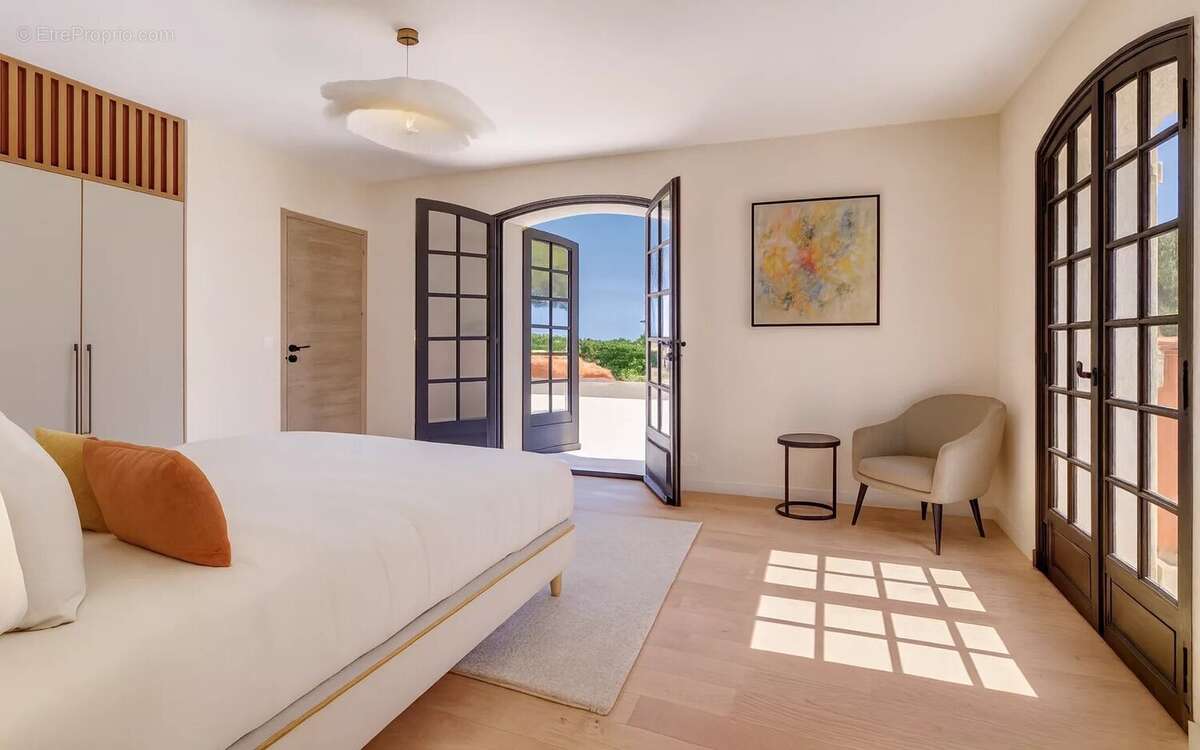 Maison à MOUANS-SARTOUX