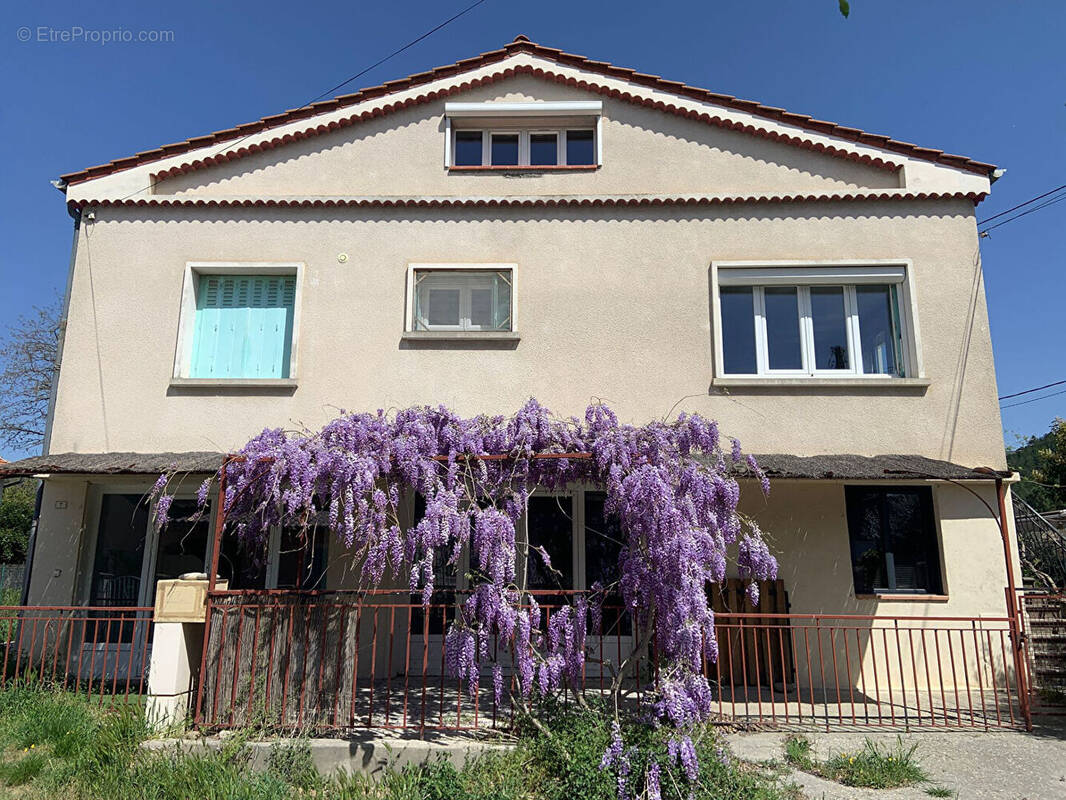Maison à VOLONNE