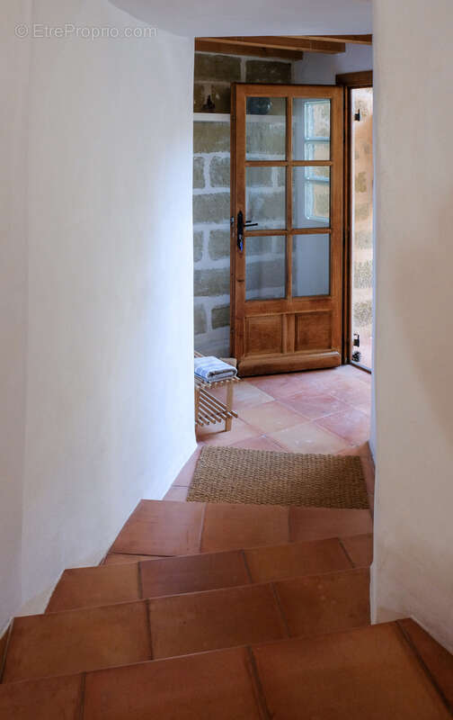 Maison à SAINT-QUENTIN-LA-POTERIE