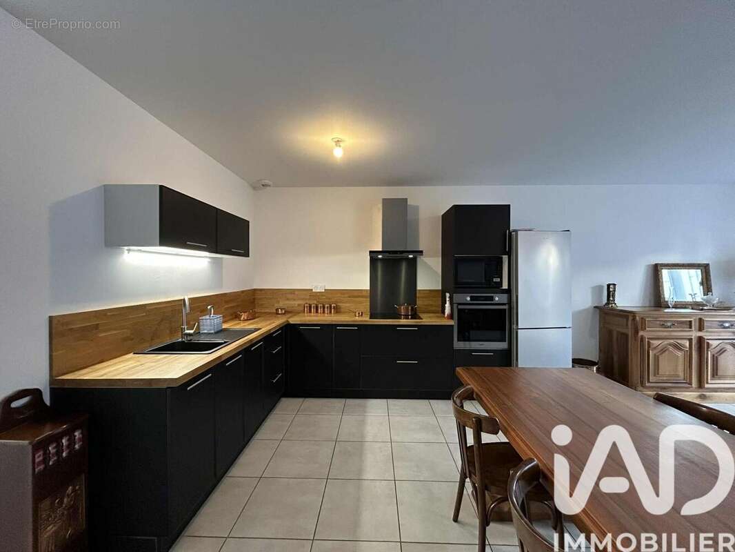 Photo 3 - Maison à SAINT-HILAIRE