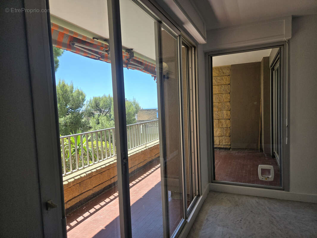 Appartement à MARSEILLE-7E