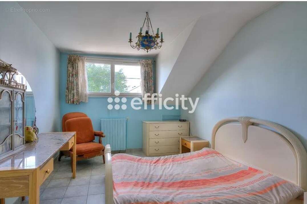 Maison à NEUILLY-PLAISANCE