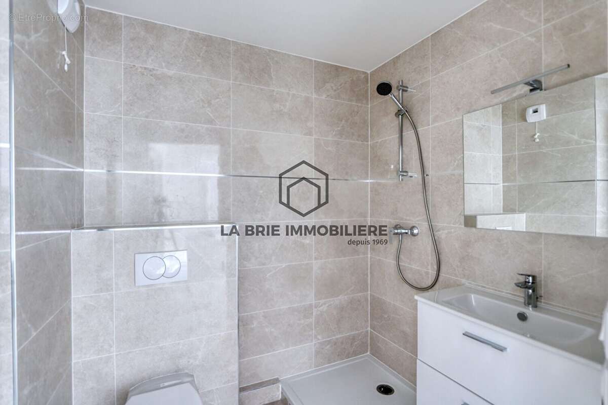 Appartement 75 m² à Villiers-Sur-Marne  - photo 3