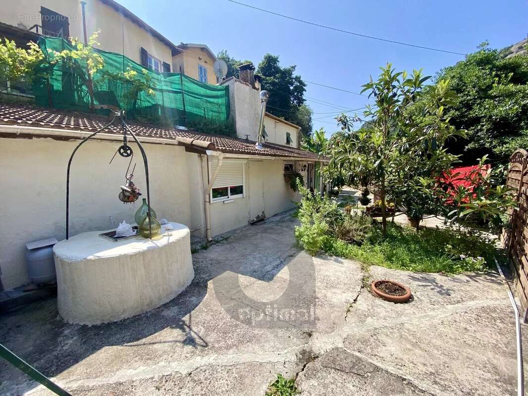 Maison à MENTON