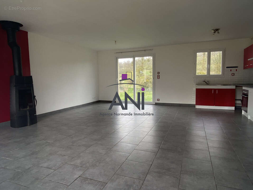 Maison à AUZOUVILLE-SUR-SAANE