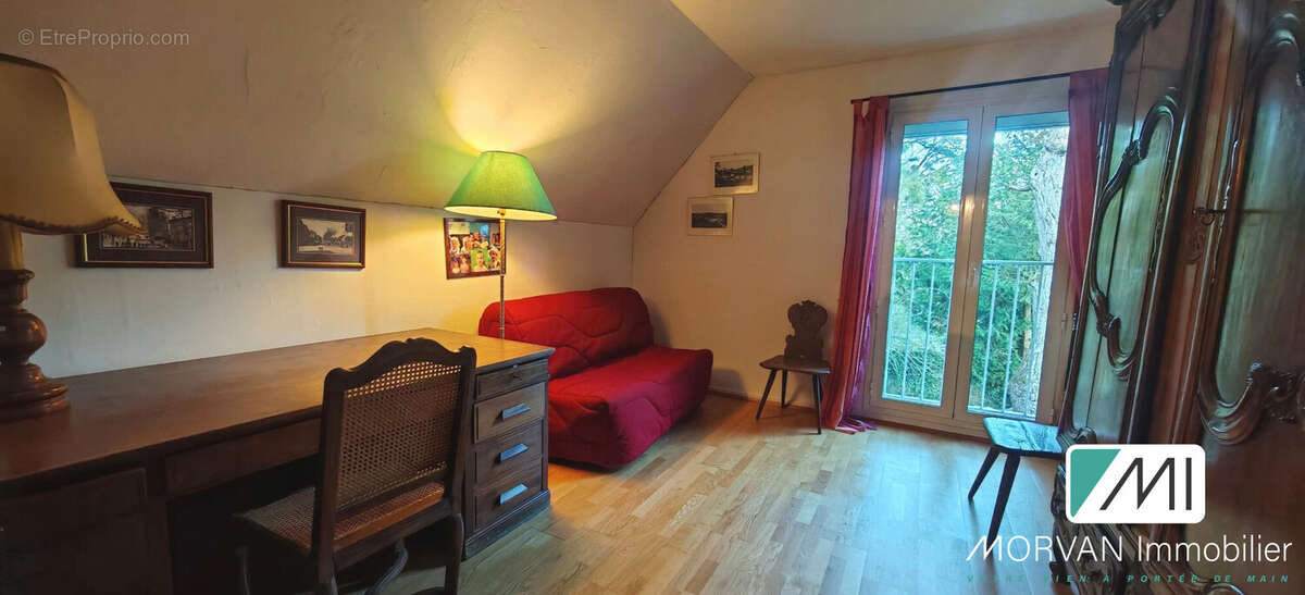 Maison à LES ESSARTS-LE-ROI