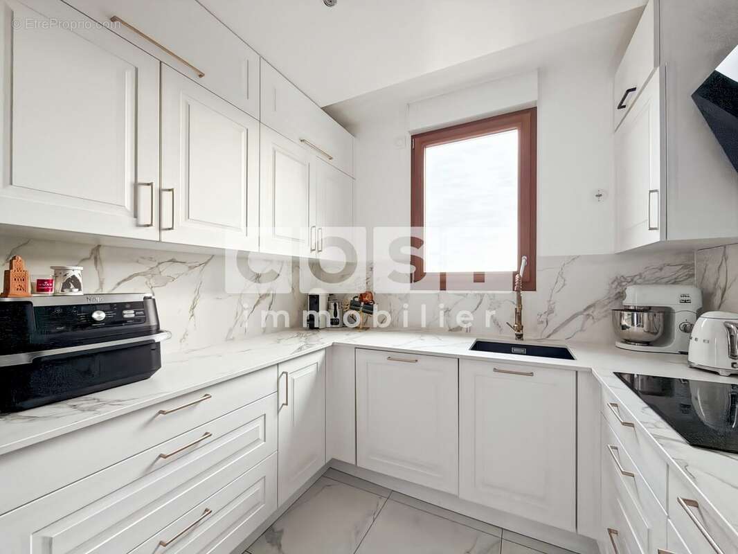 Appartement à GENNEVILLIERS