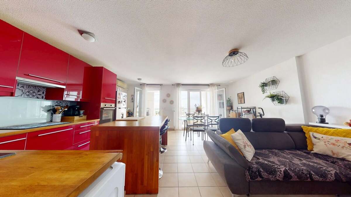 Appartement à PORT-DE-BOUC