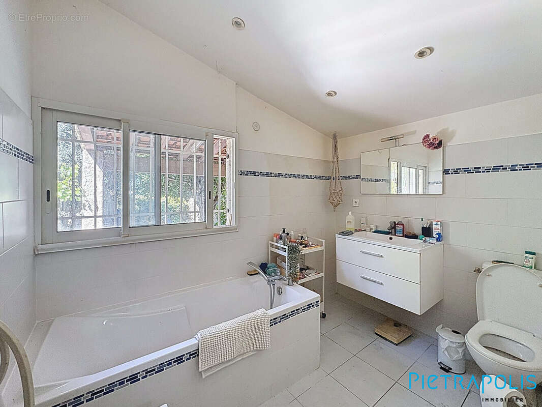 Maison à BALARUC-LE-VIEUX