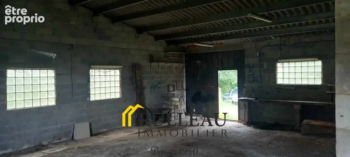 Maison à rénover entièrement de 166 m2 avec grande dépendance et 5 450 m2 de terrain - photo 13