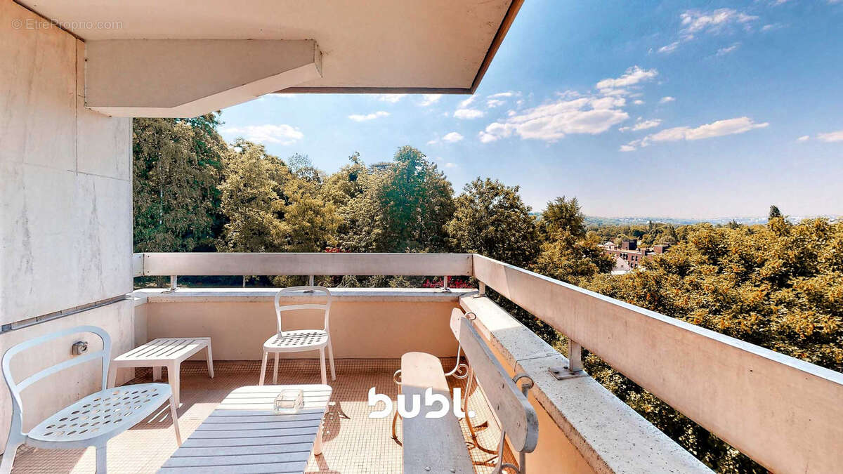 Appartement à BOUGIVAL