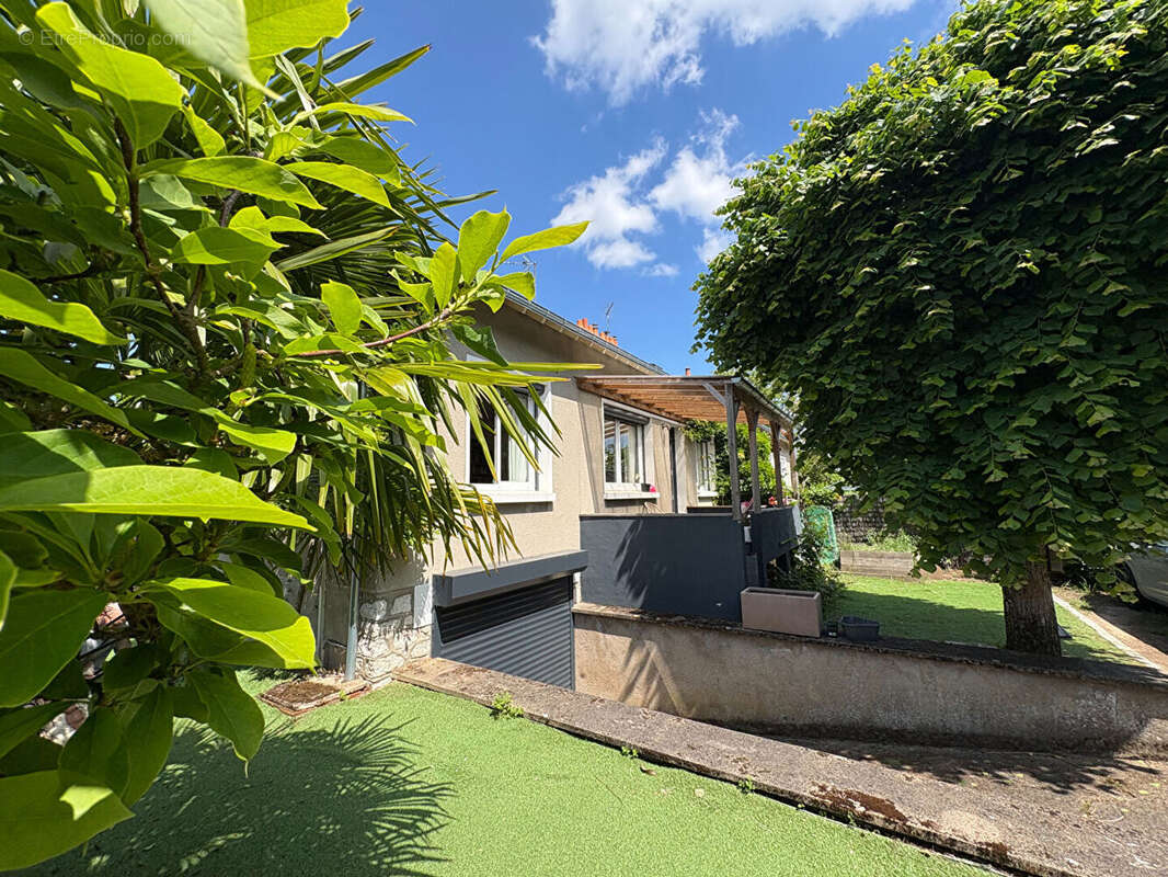 Maison à VINEUIL