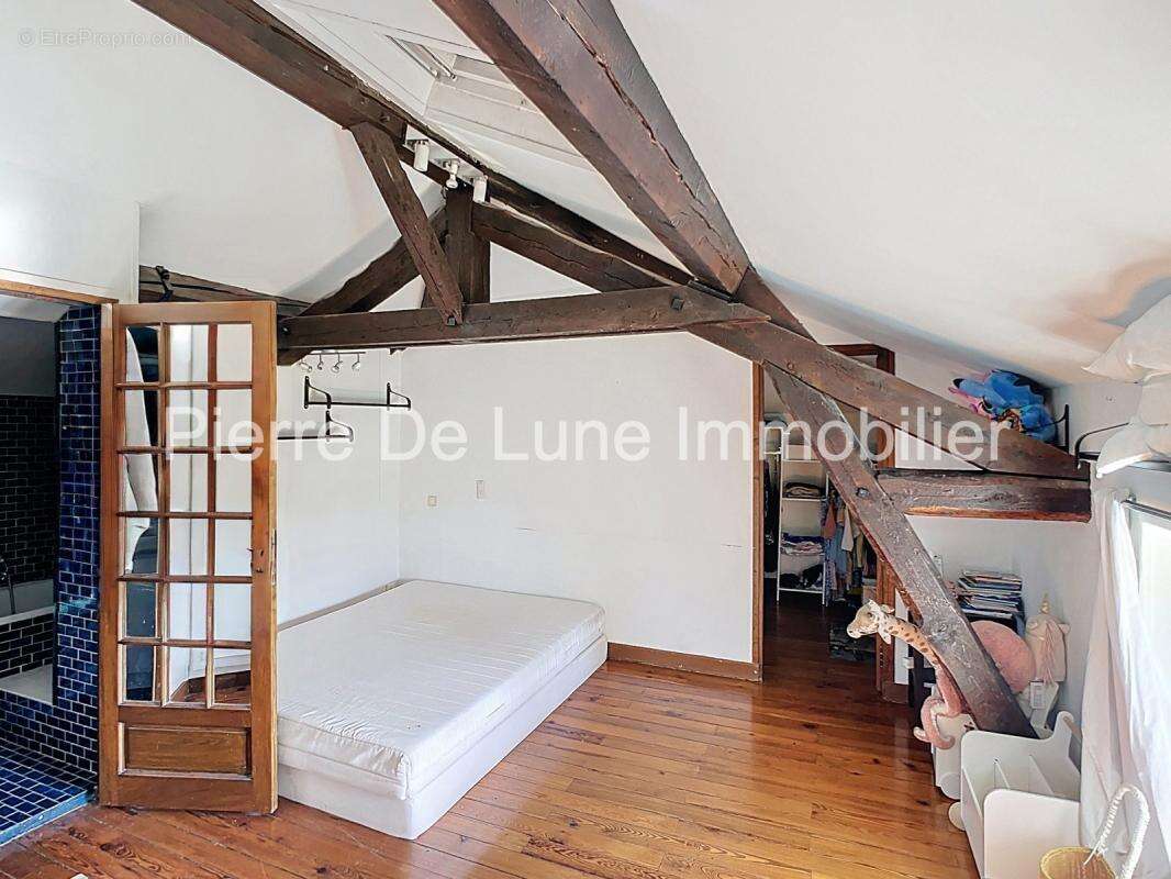 Maison à CALUIRE-ET-CUIRE