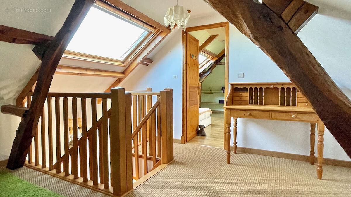 Maison 6 pièces et dépendance - photo 14