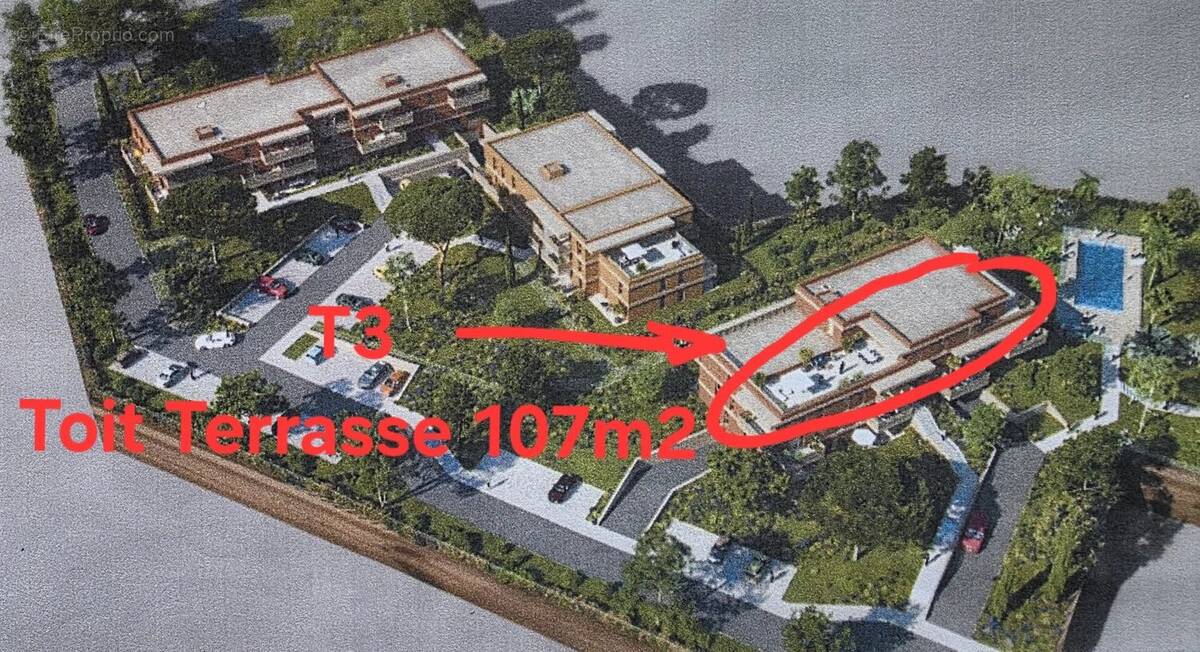 Appartement à FREJUS