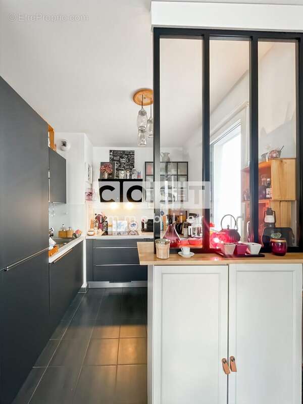 Appartement à GENNEVILLIERS
