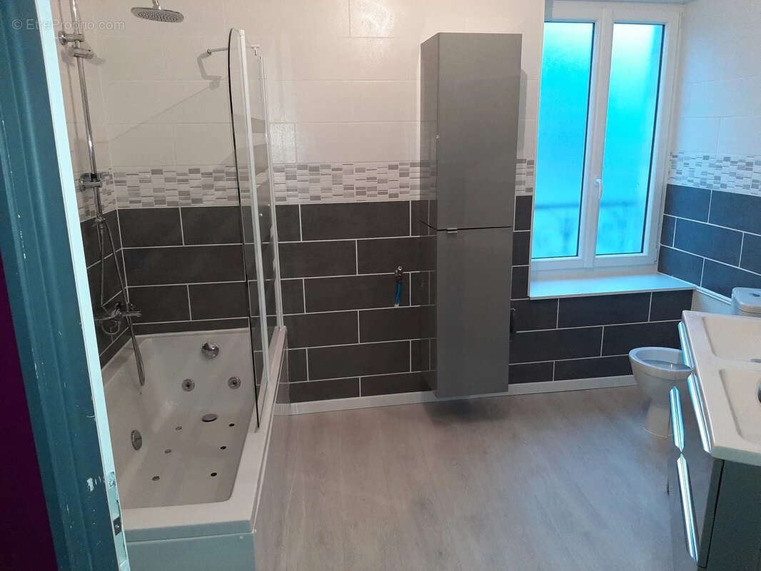 Appartement à SEVERAC-LE-CHATEAU