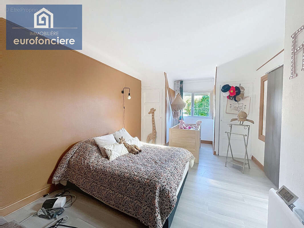 Maison à SAINTE-SAVINE