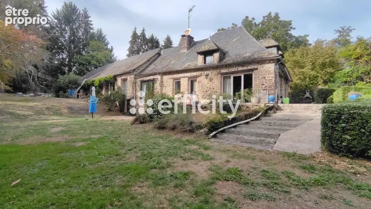 Photo Maison à Saint-Pardoux-L'ortigier au prix de 218 000€