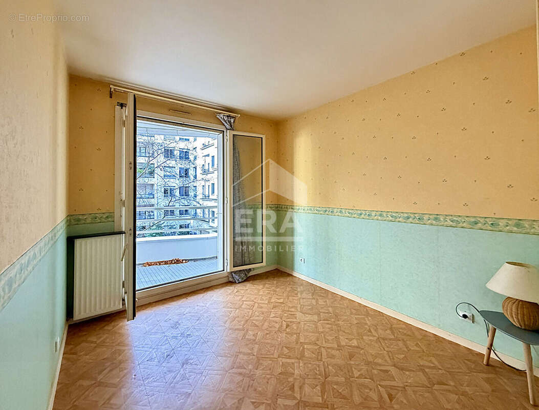 Appartement à LEVALLOIS-PERRET