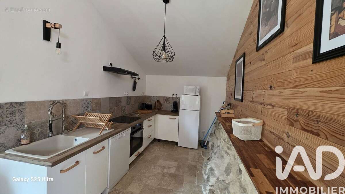 Maison 202 m² à La Piarre  - photo 6