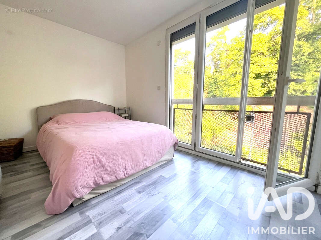 Photo 9 - Appartement à PUTEAUX