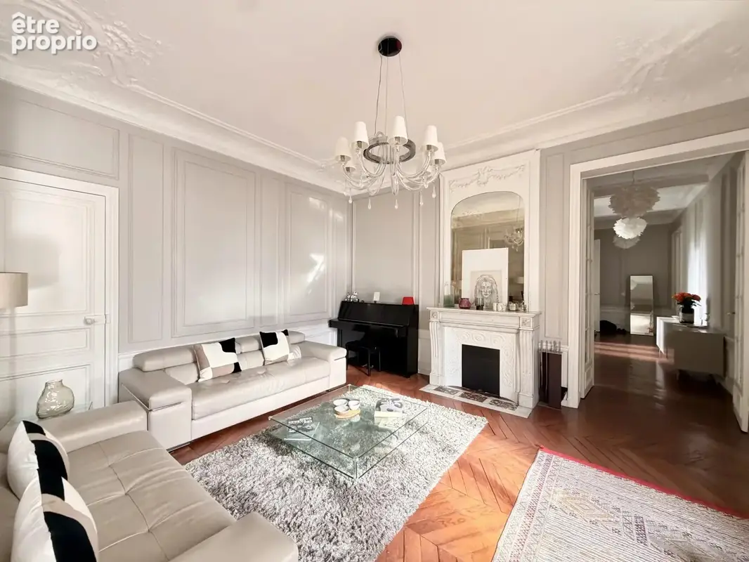 Paris 16 . Foch - Pergolèse, belle rénovation,  plein Sud            150 m2 / 3 chambres - 4ème étage - photo 8