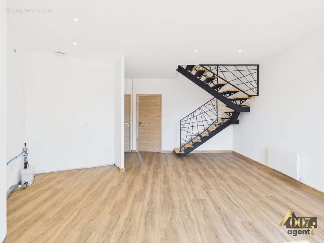 Appartement 56 m² à Cognin  - photo 2
