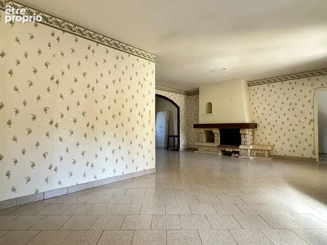 Maison de plain pied 131 m2 avec 1600m2 de jardin à Puymoyen - photo 14