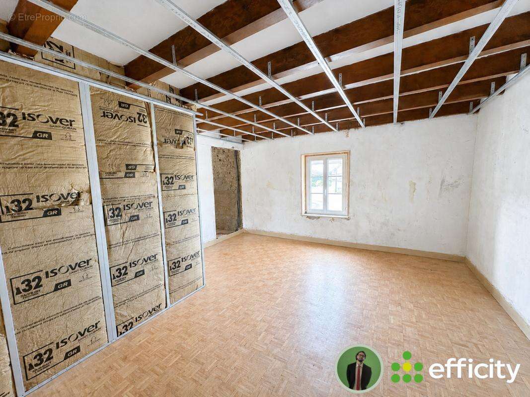 Appartement 532 m² à Asnans-Beauvoisin  - photo 17