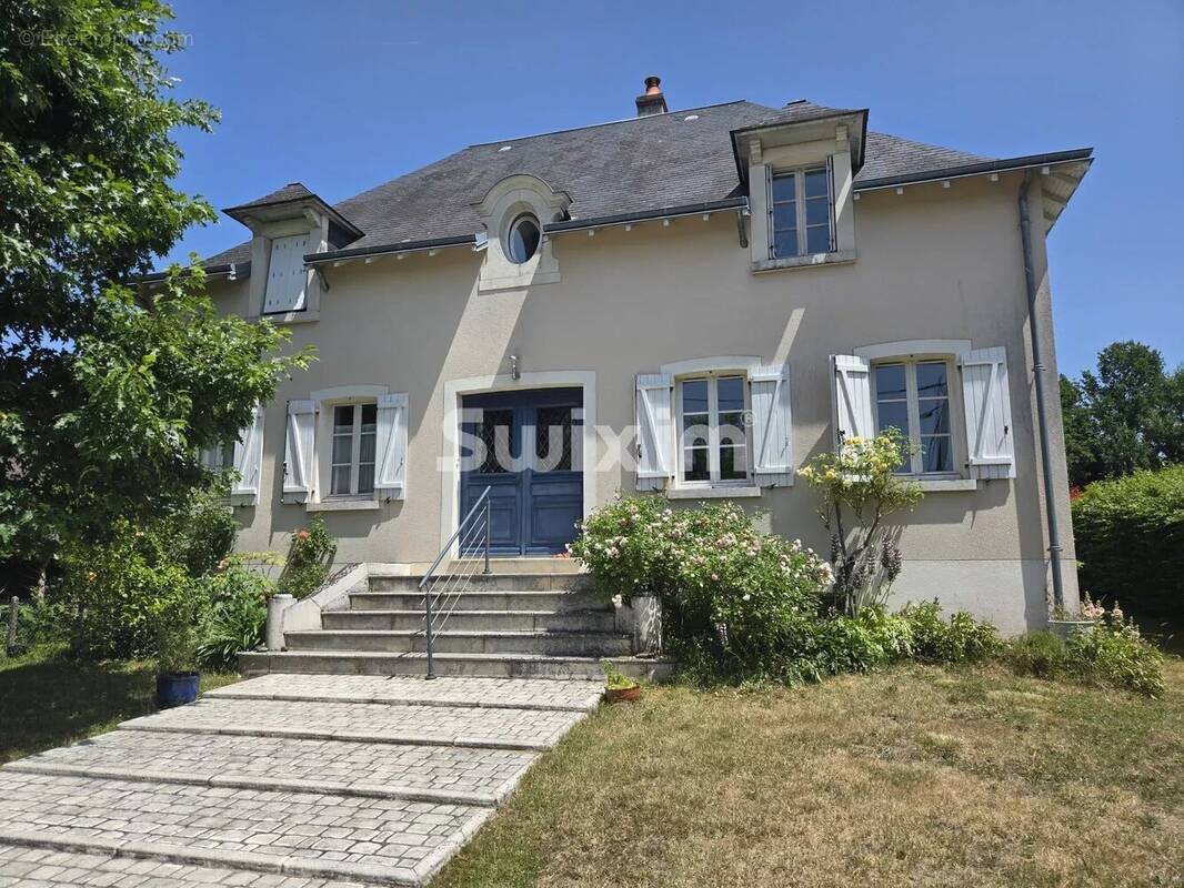 Maison à AUBIGNY-SUR-NERE