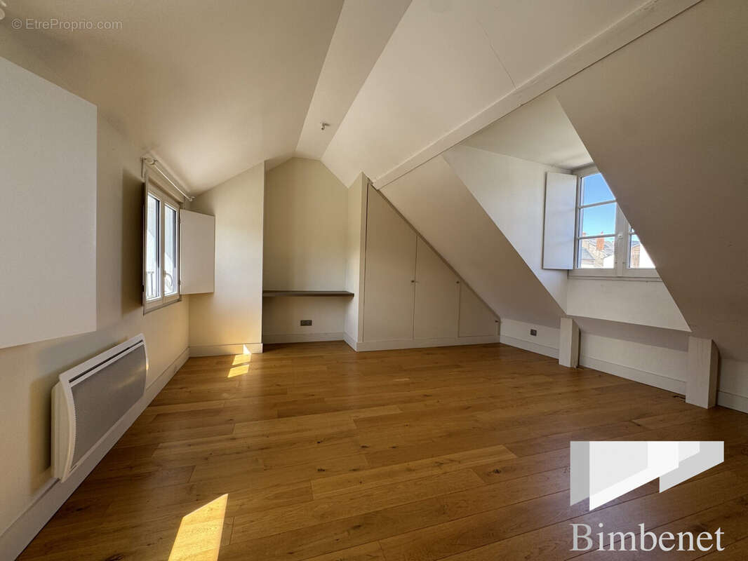 Appartement 108 m² à Orleans  - photo 8