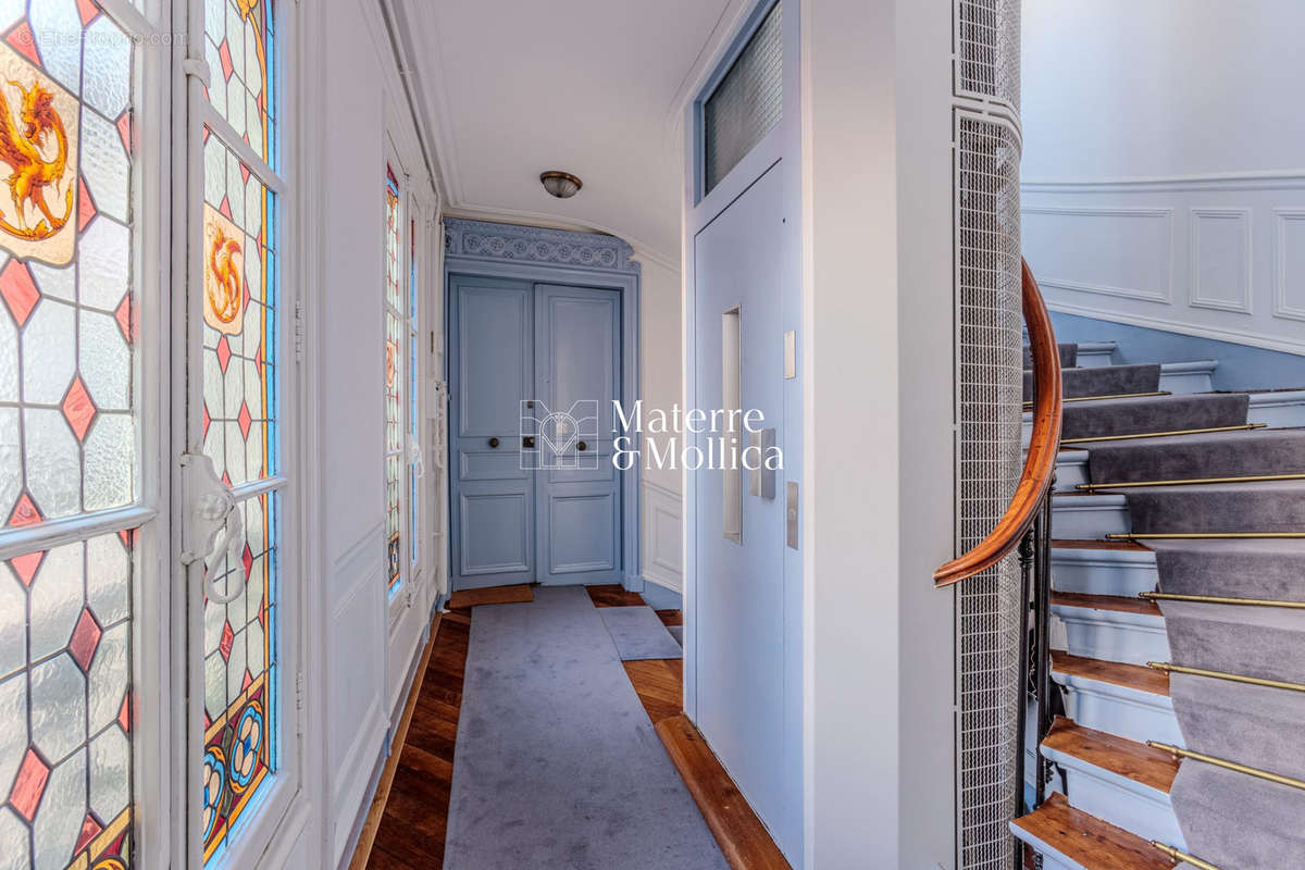 Appartement à PARIS-6E