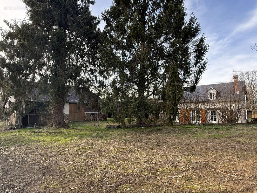 Maison à SAINT-SORNIN-LAVOLPS