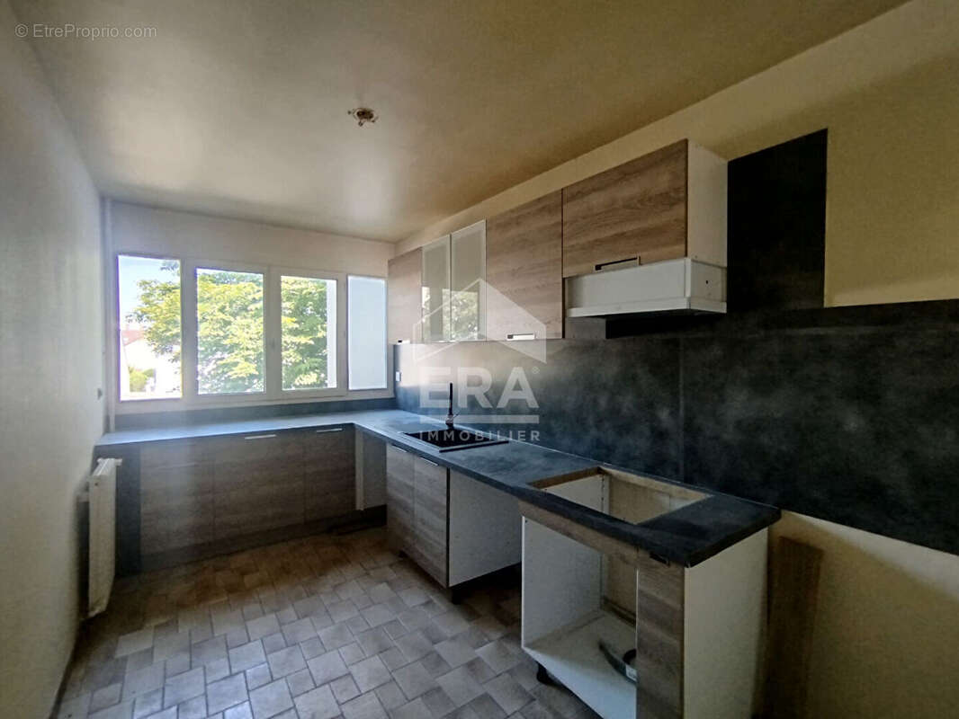 Appartement à LE PLESSIS-BOUCHARD