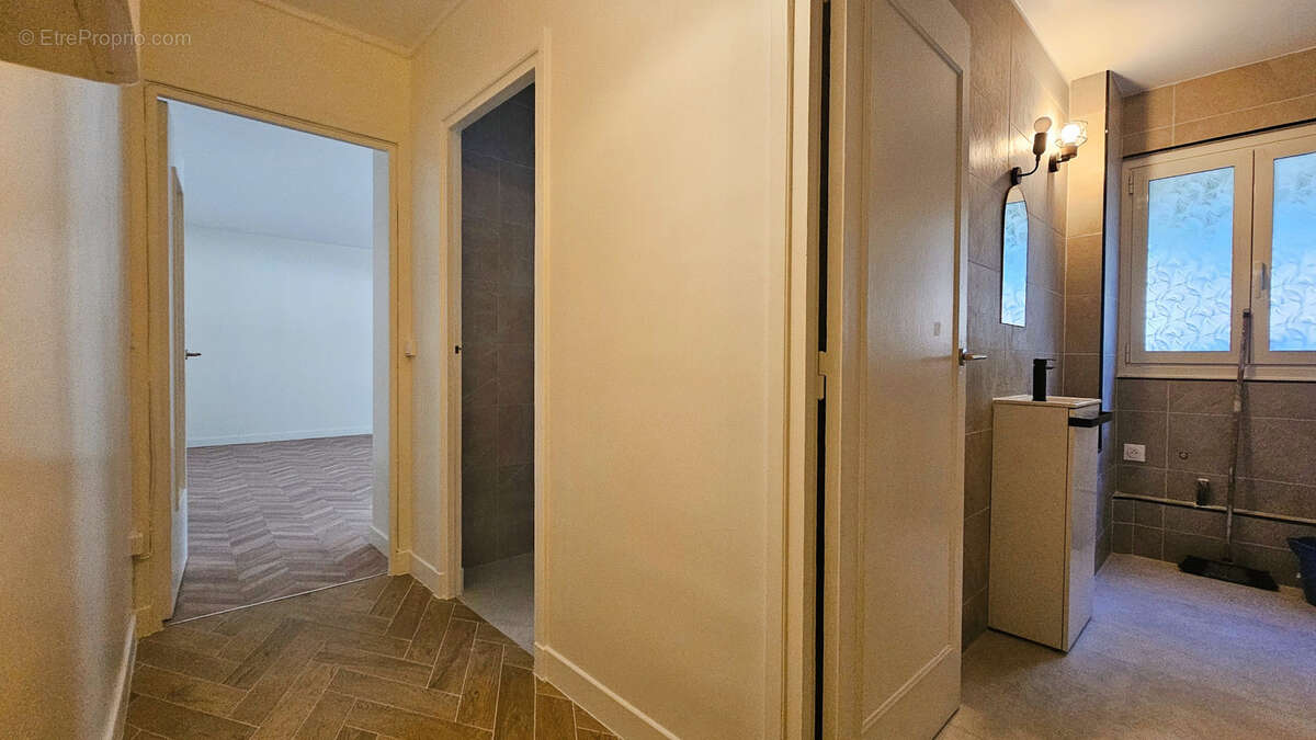 Appartement à PARIS-12E