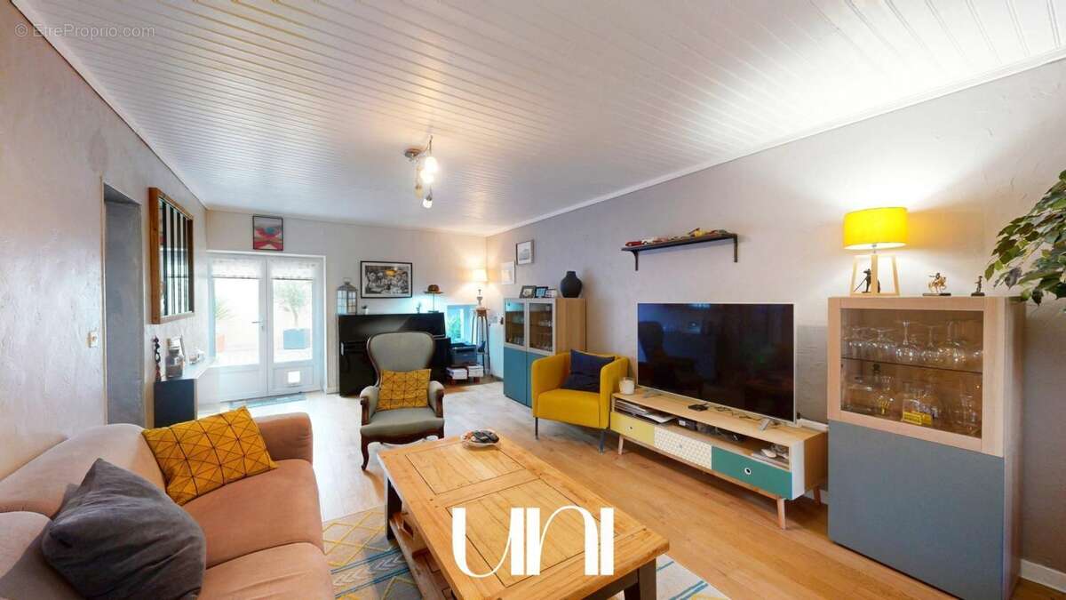 Maison à THAON