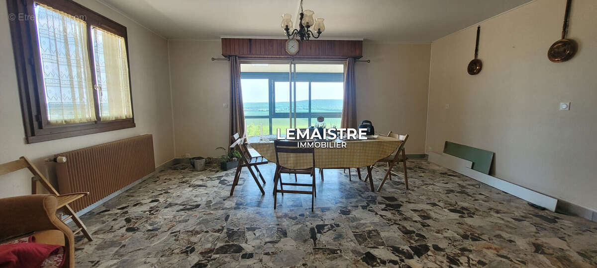 Maison à vendre de 129 m2 - 4 chambres - RIVES EN SEINE - Vue imprenable - photo 4