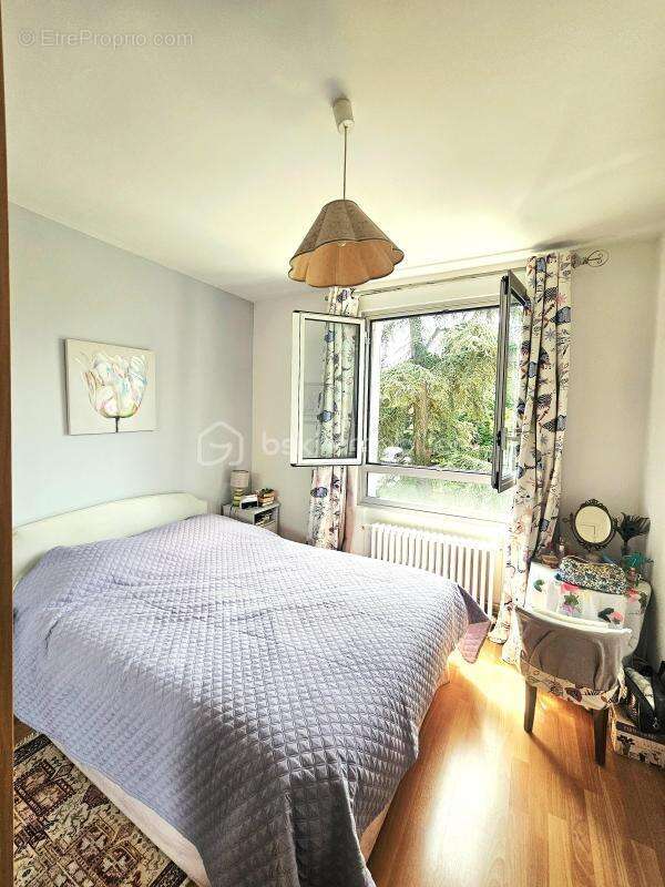 Appartement à RUEIL-MALMAISON