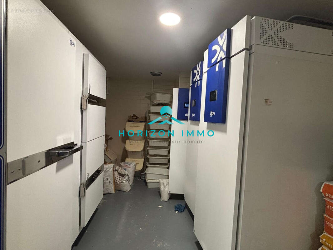 170 m² à Saint-Laurent-Du-Var  - photo 7