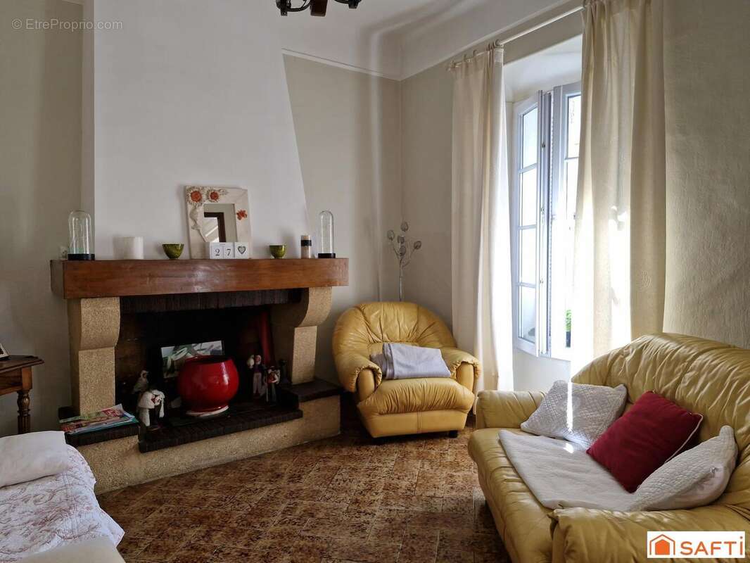 Photo 2 - Appartement à CUCURON