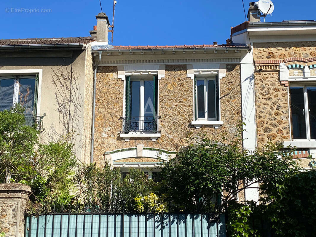 Maison à MAISONS-ALFORT
