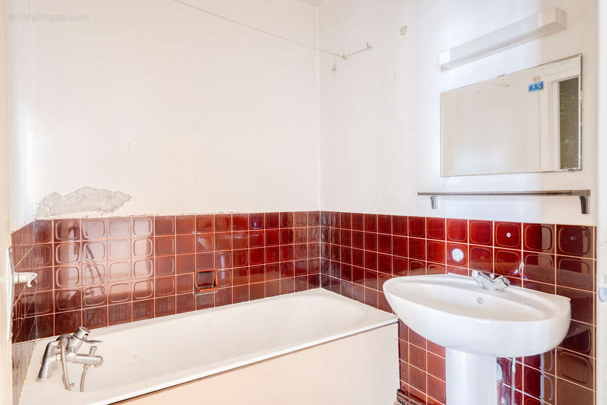 Studio de 30m2 avec place de stationnement - photo 5