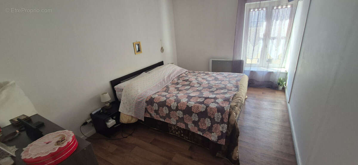 Appartement à LE PEAGE-DE-ROUSSILLON