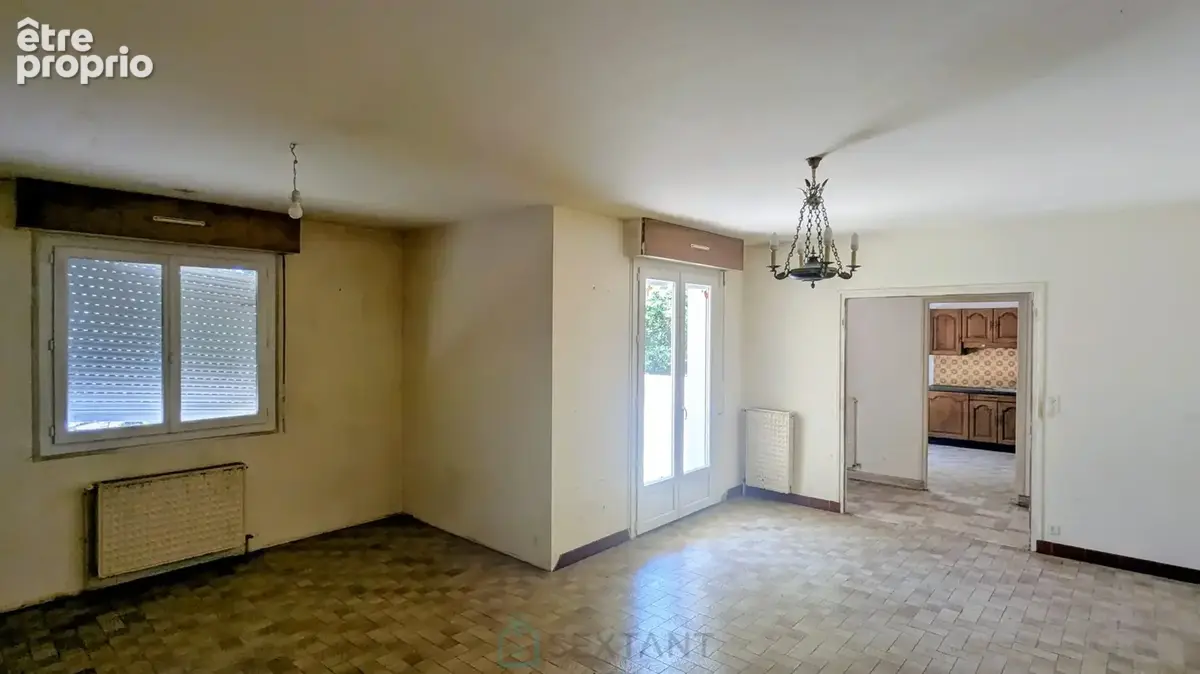 Maison familiale de 5 chambres à rénover  Sous-sol complet  Terrain de 8 291 m²  À 1,6 km de la Petite Mer de Gâvres - photo 6