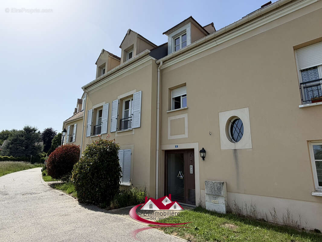 Appartement à HOUDAN