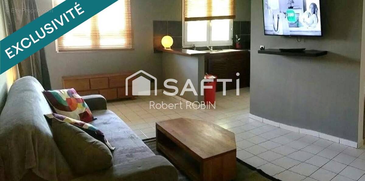 Photo 1 - Appartement à REMIRE-MONTJOLY