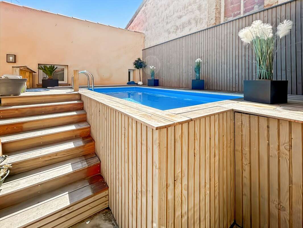 Maison 200 m² à Muret  - photo 2